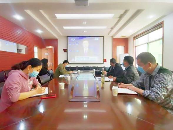 428b2bed02c81a33dd070fd920606d0d.jpg image002.jpg