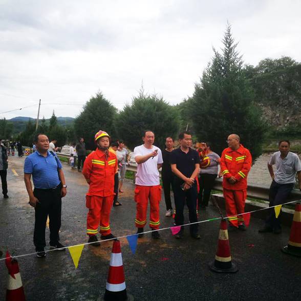 600c85b2419781a8a7ffb7e1e25ab62b.jpg image002.jpg