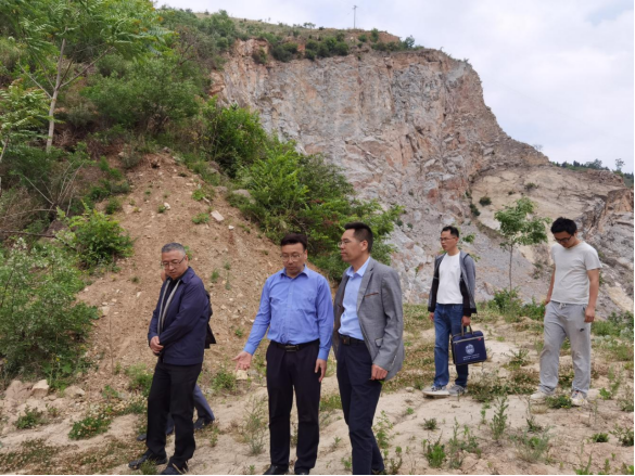 72e0e81a68a61ac9f7dd51e56ca2bc39.png 綜合地質(zhì)大隊新聞稿件審批表2022--139225.png