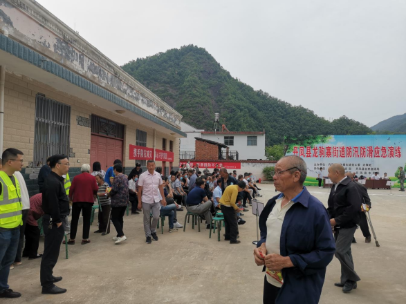 735334709948fba55d5e847b385f012d.png 綜合地質(zhì)大隊(duì)新聞稿件審批表2022--184477.png